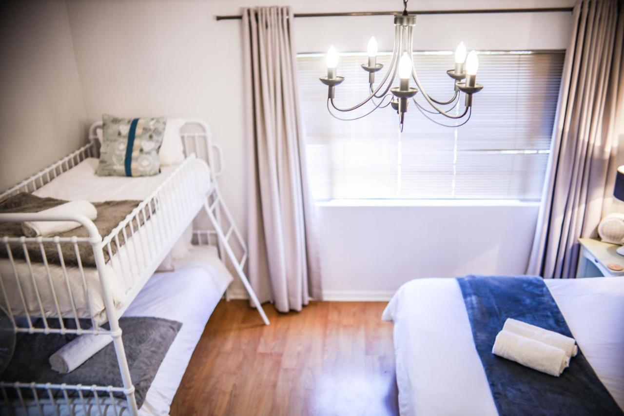 Apartamento Modern Farm Lichtenburg Exterior foto