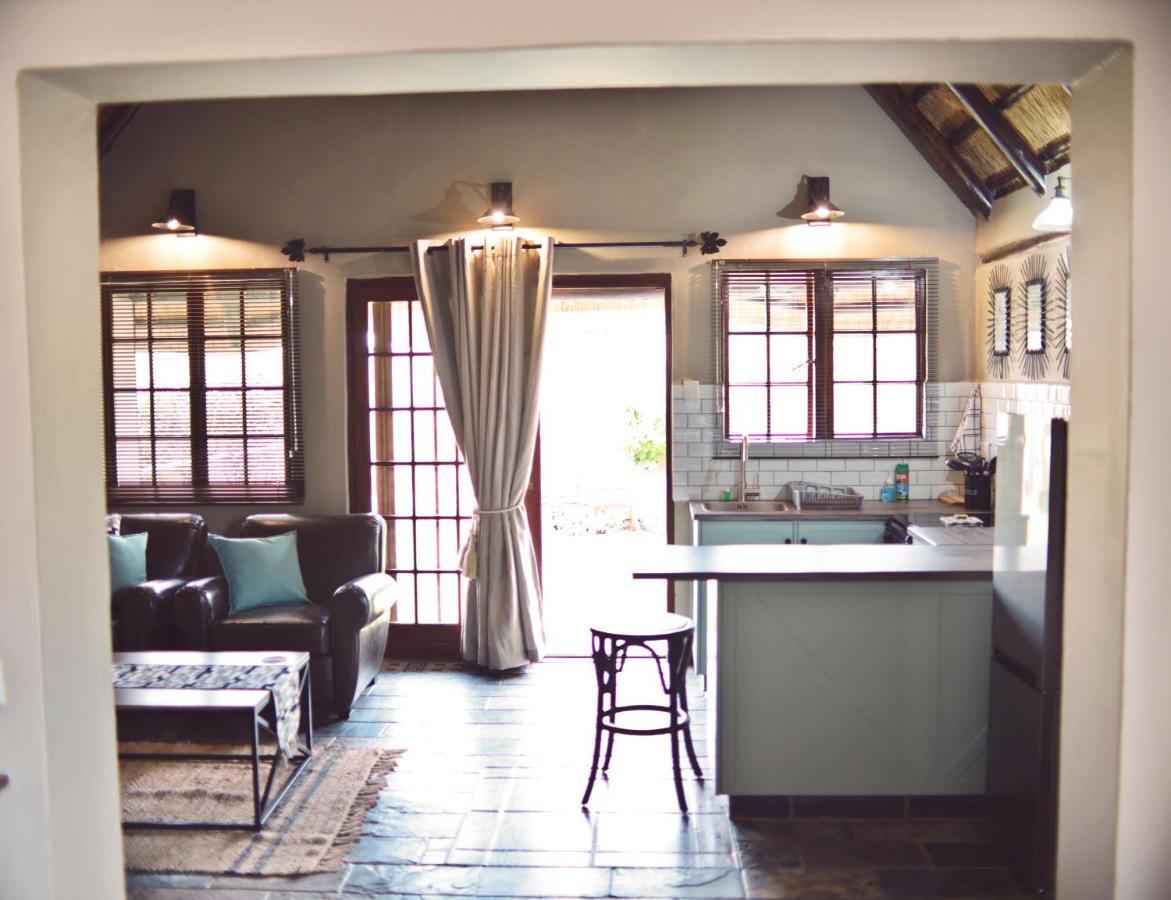 Apartamento Modern Farm Lichtenburg Exterior foto