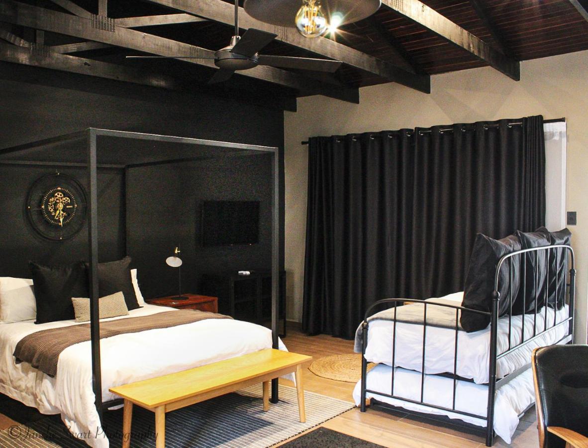 Apartamento Modern Farm Lichtenburg Exterior foto