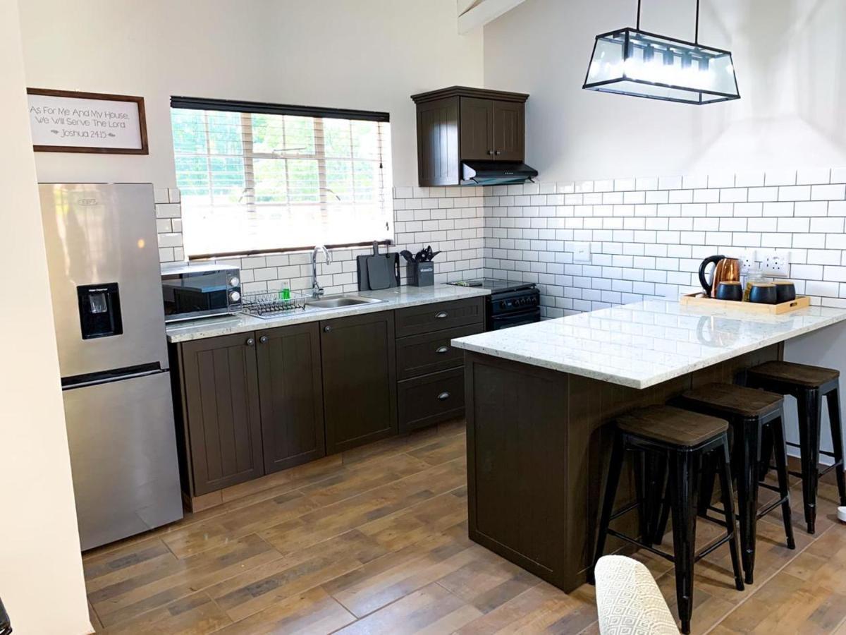 Apartamento Modern Farm Lichtenburg Exterior foto